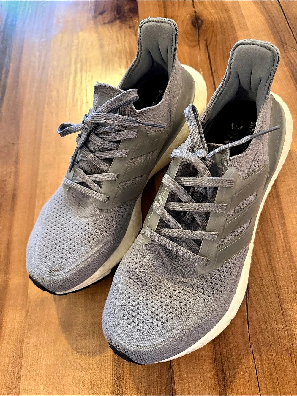 Adidas Ultraboost 21 Gray Athletic Shoes (women’s size 8)